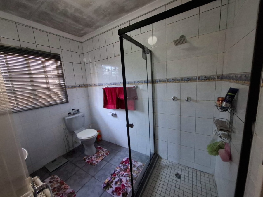 3 Bedroom Property for Sale in Protea Park North West